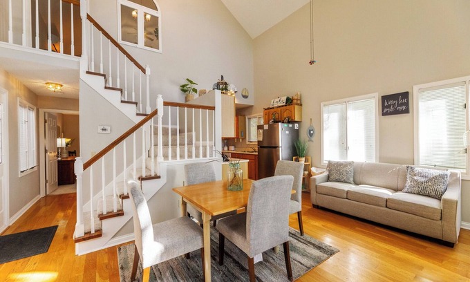 Grand Rivers Condominio | Two bedroom Bayside Condo
