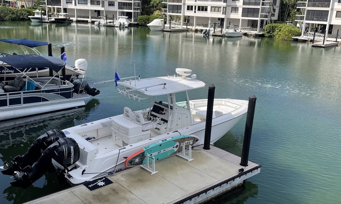 Key Largo Condominio | Two Bedroom Condo with Bonus Room, Water Views and Private Dock