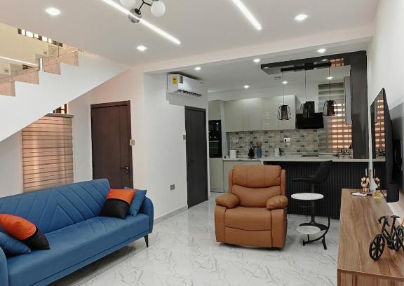 Adenta Apartamento | Two bedroom duplex at Lakeside, Accra