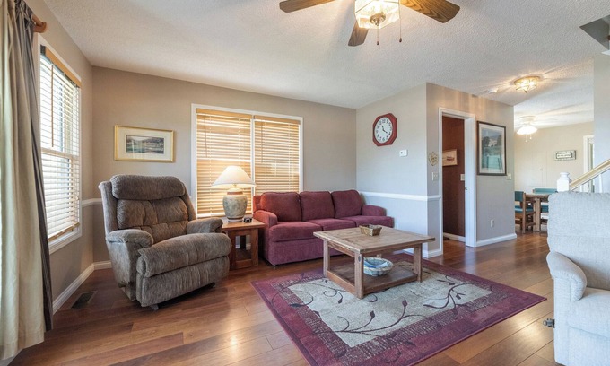 Grand Rivers Condominio | Two Bedroom Harbor View Condo