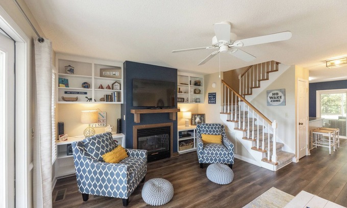 Grand Rivers Condominio | Two bedroom Harbor view Condo