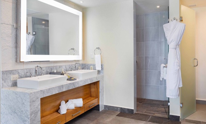 Cabo Bello Complejo | Two Bedroom Suite Oceanfront