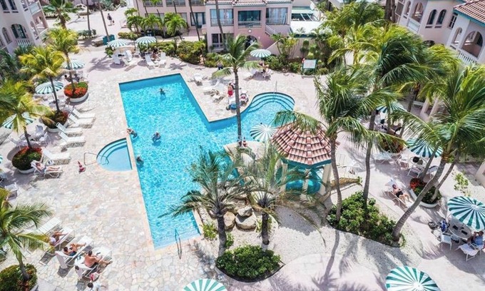 Palm Beach Complejo | Two Bedroom Suite @ Caribbean Palm Village Resort