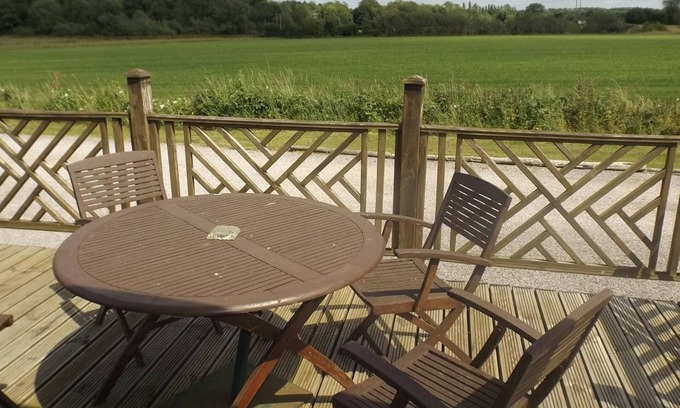 Offenham Cabina | Two bedroom timber lodge, Avonvale Holiday Lodges
