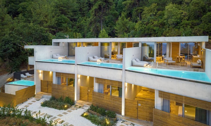 Golden Beach Villa | Two-bedroom Villa with a private heated pool