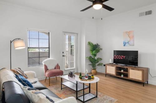 Chandler Apartamento | TWO Bright CozySuites Apartment Downtown Chandler 06 & 07