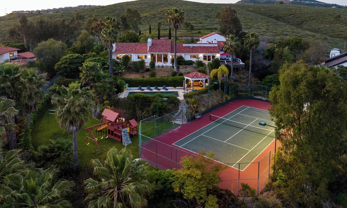 Escondido Casa | Two Estates w/Pools, Hot Tubs, Game Rooms, Views & Tennis Court Near Wineries