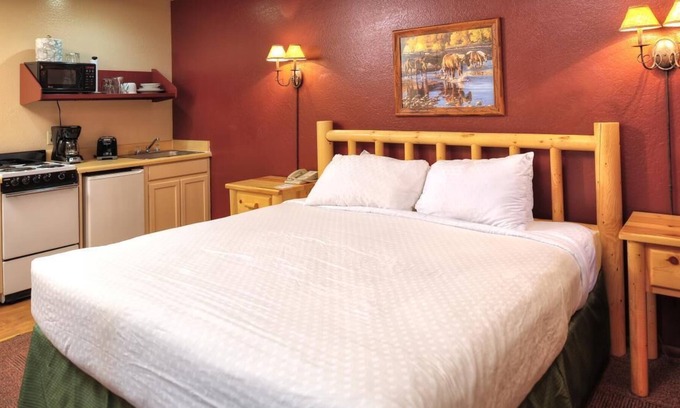 Kohls Ranch Complejo | Two Great Units! Near Hiking Trails, Horseback Riding, & Museums