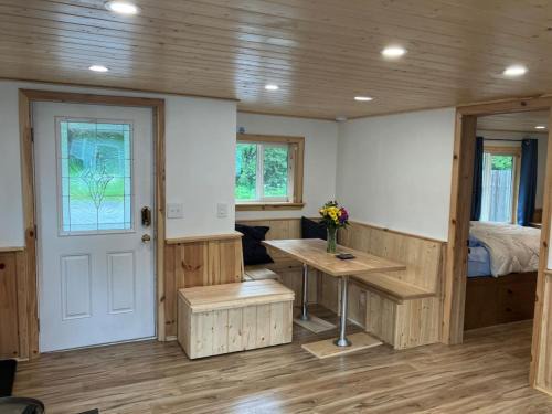 Seward Casa | Two Lakes Guesthouse