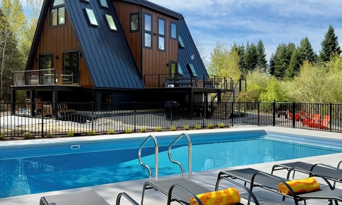 Fennville Cabina | Two Matching Luxury A-Frame Cabins with Two Private Pools. Sleeps 20, Wooded Lot