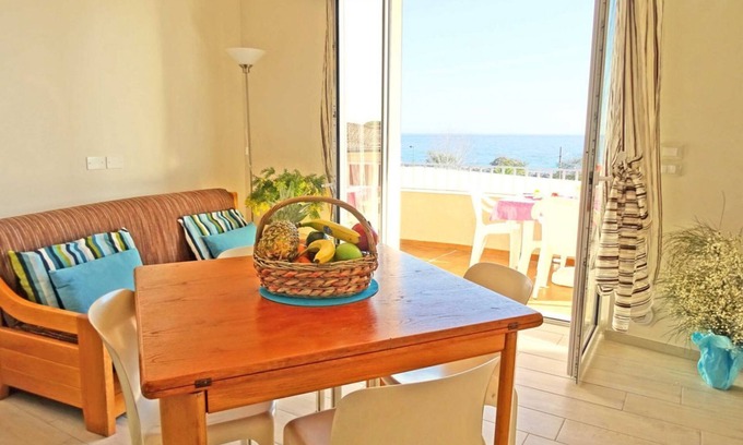Santo Stefano al Mare Apartamento | Apartamento de dos habitaciones a 50 metros del mar ya 7 km de Sanremo