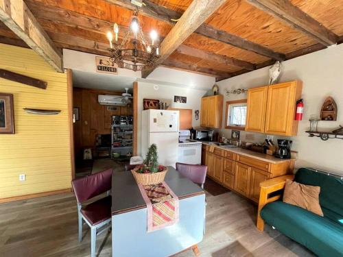 Marble Falls Casa | Two-Story Cabin Rental for Large Groups along Hamilton Creek in Marble Falls, Texas