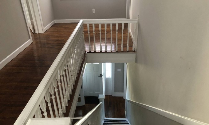 Wilkinson Heights Casa | Two-Story House in Great Location