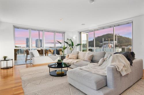Gosford Apartamento | Two-Story Penthouse Apartment