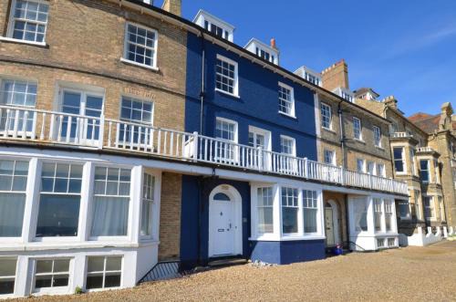 Cromer Casa | Two The Crescent