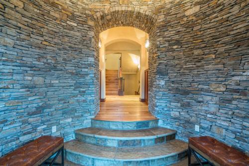Mountain Village Chalet De Esquí | Two Trails by Exceptional Stays