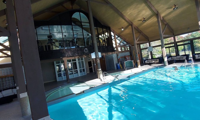Oro-Medonte Condominio | Two units in Horseshoe Valley