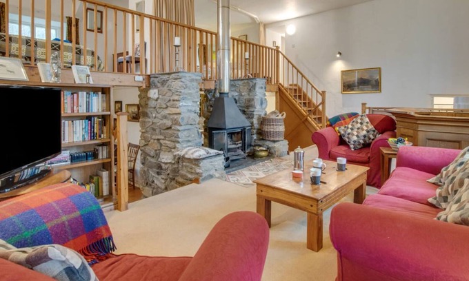Dolgellau Casa | Una antigua casa de capilla, la posición elevada de esta propiedad en las colinas que rodean Dolgellau produce