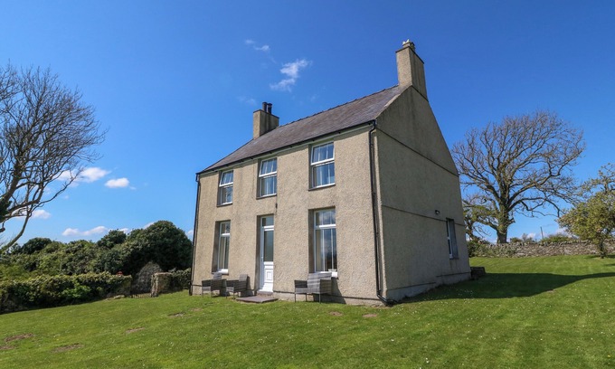 Llanddaniel Fab Cabaña | Ty Mawr, LLANDDANIEL FAB