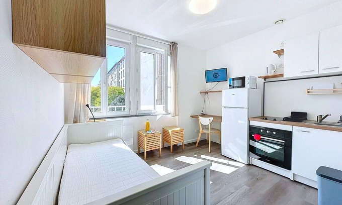 Rive Droite Apartamento | *Ty Rosalie* joli studio calme et bien situé