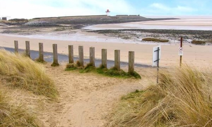 Burry Port Cabaña | Ty Twt