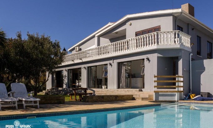 Port Elizabeth Casa | Tyday Accommodation
