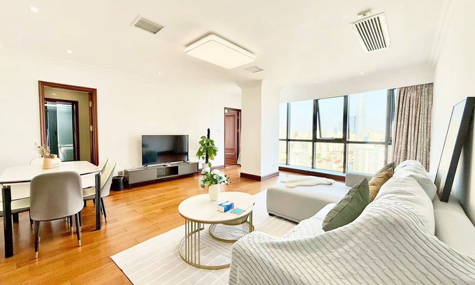 Changning Apartamento | Tyms 3BR 2BA Apt Gubei High View Line10