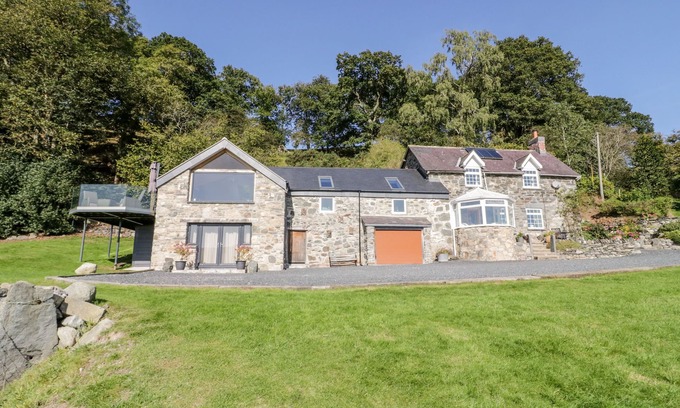 Corwen Cabaña | Tyn Llwyn, PENCOED