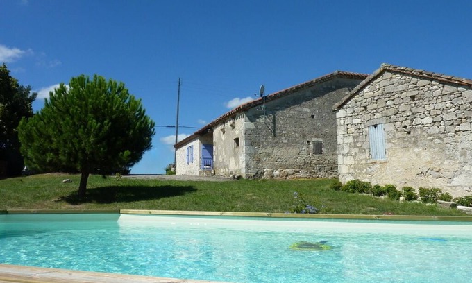 Perville Cabaña | Típica casa de campo Bas-Quercy con vistas panorámicas y una gran piscina S