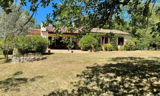Saint-Paul-en-Foret Casa | Typical Provençal country house