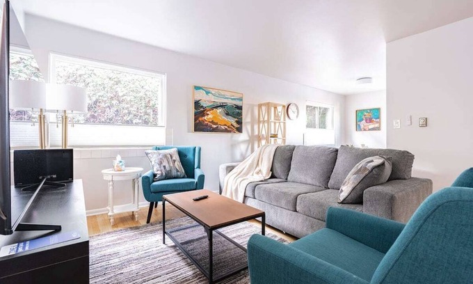 University District Apartamento | U District UW 2 Bedroom Suite