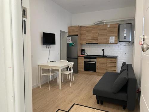 Almendrales Apartamento | U1 Ap Nuevo, bien comunicado Madrid centro