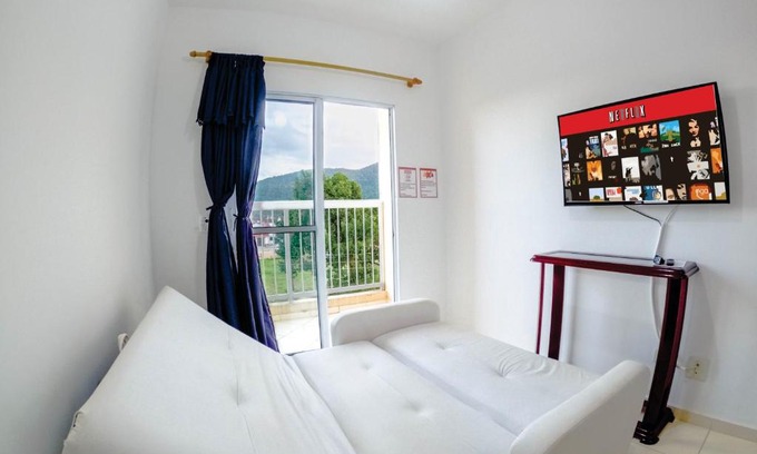 Estufa II Apartamento | Ubatuba Apartamento a 9 minutos da praia grande 6P