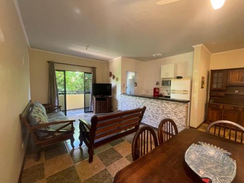 Downtown Ubatuba Apartamento | Ubatuba Praia Das Toninhas - Salema 16B
