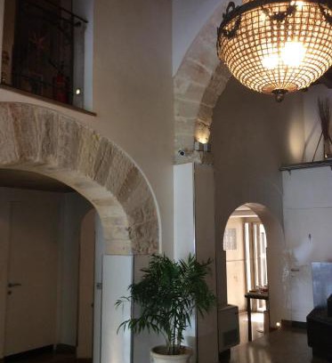 Borgo Vecchio Hotel | Ucciardhome Hotel