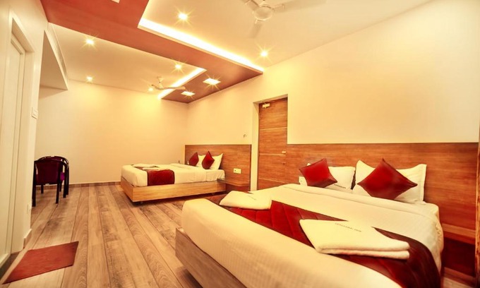 Velankanni Hotel | Udhayam Inn