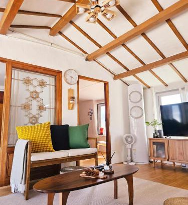 Jeju City Casa | Udo Seaside House