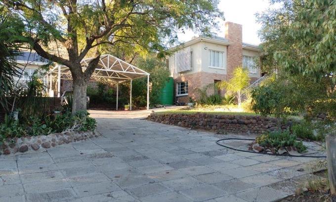 Beaufort West Casa | Uitzight