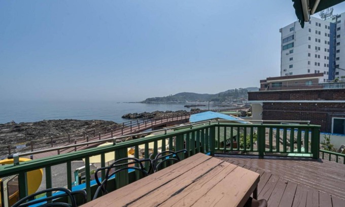 Buk-gu Casa | Ulsan Dreaming Sea Pension