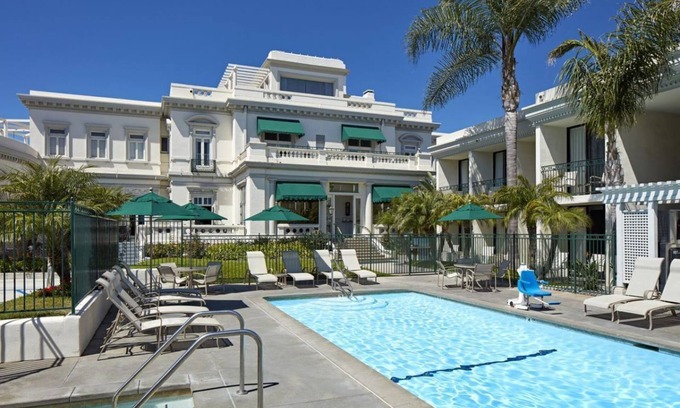 Coronado Hotel | Ultimate Getaway! 3 Units Just Minutes Away from Petco Park! Pool, Beach Access!