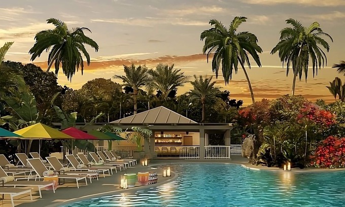 Rock Harbor Hotel | Ultimate Key Largo Adventure! 3 Relaxing Units, Beachside Bars, Pets Allowed