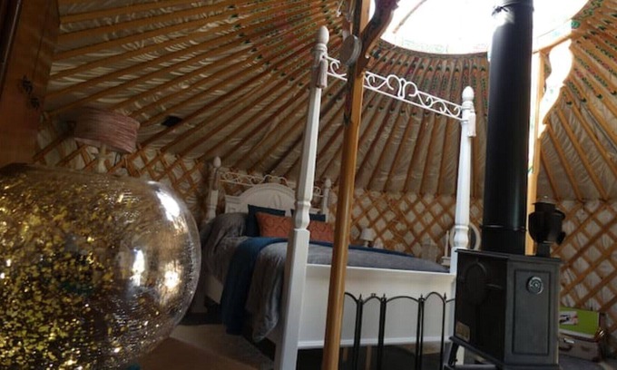 Lampeter Cabina | Ultimate Luxury Yurt Experience With Firepit- Willow Yurt