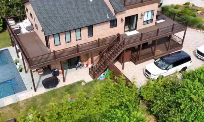 Culloden Shores Casa | Ultimate Montauk Escape🏖️ 5BR - Heated Pool - HotTub - Rooftop Deck Sunset Views🌅