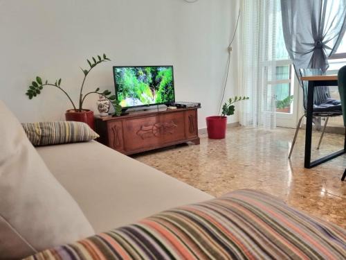 Servola-Chiarbola-Valmaura-Borgo San Sergio Apartamento | Ultimo piano con parcheggio
