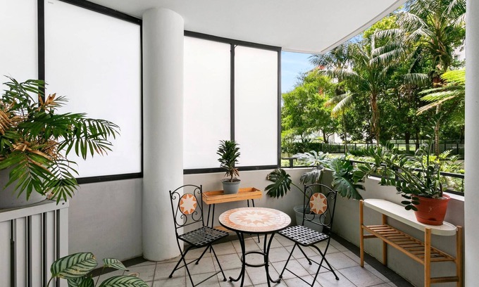 Ultimo Apartamento | Ultimo - WATT1 - Wattle Street - Modern 1BR with Balcony Parking in Ultimo Near Chinatown Light Rail