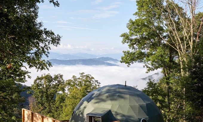 Canton Cabina | Ultra Luxe Dome + Hot Tub + Mtn View + 20min to AVL