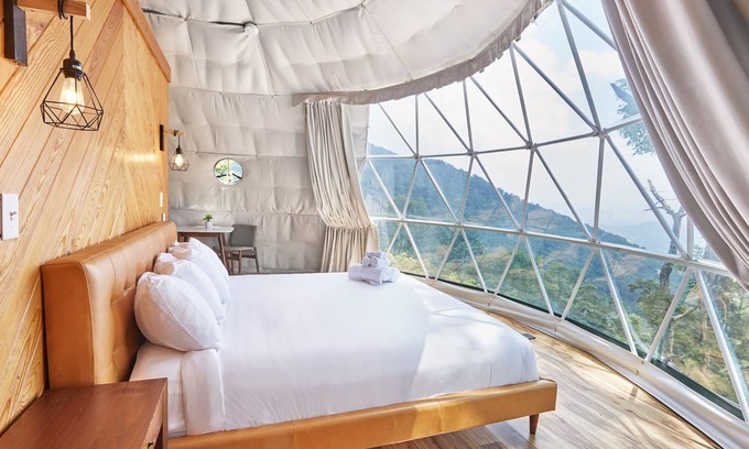 Canton Cabina | Ultra Luxe Dome With Hot Tub and Premium Mountain View