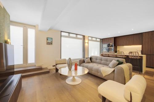 Quartier de l'Ecole-Militaire Apartamento | Ultra luxury and garden!