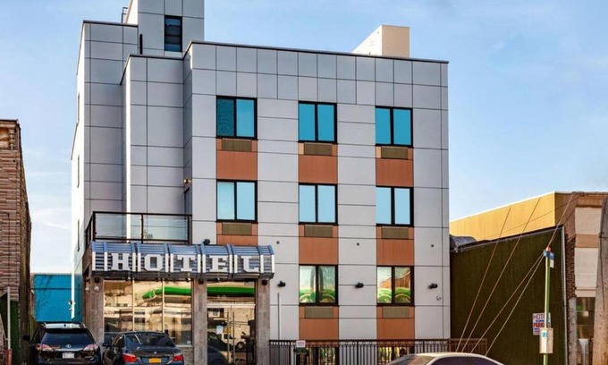 Borough Park Hotel | Umbrella Hotel Brooklyn
