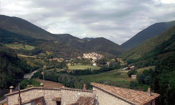 Sant'Anatolia di Narco Casa | Umbria Valnerina in Noble Residence near Spoleto Apartment x 4-6 persons